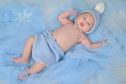 安丘宝宝几个月可以吃饭 安丘宝宝几个月可以吃饭